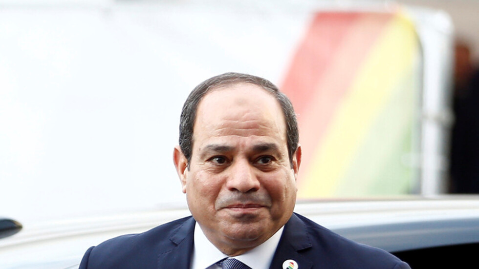 السيسي يطالب بحتمية التوصل إلى اتفاق قانوني ملزم بخصوص ملء وتشغيل السد