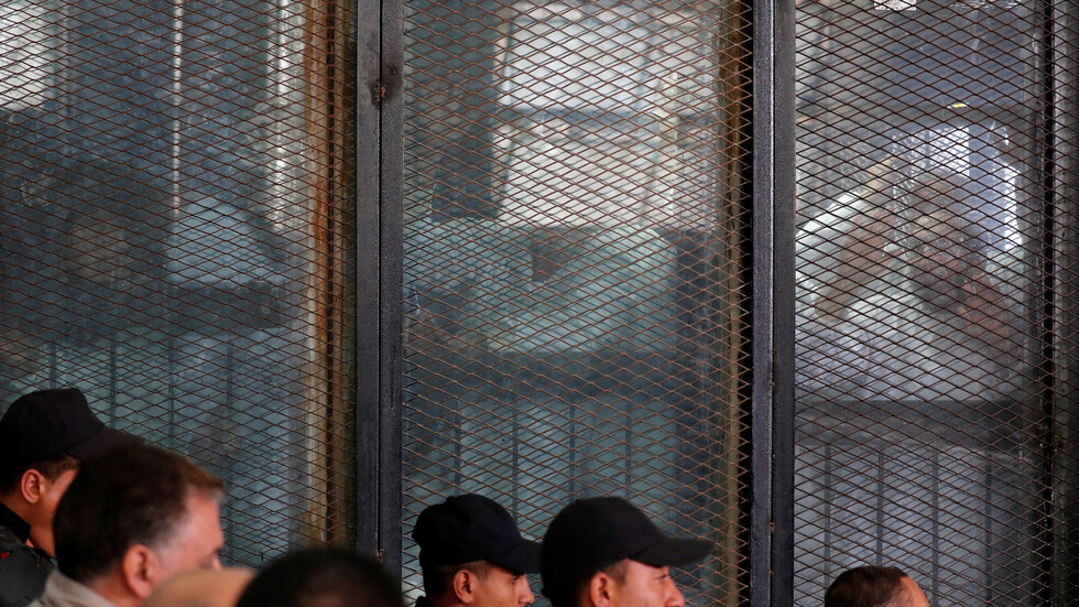 مصر.. محكمة تصدر قرارا بشأن المتهمين بقتل أنور السادات