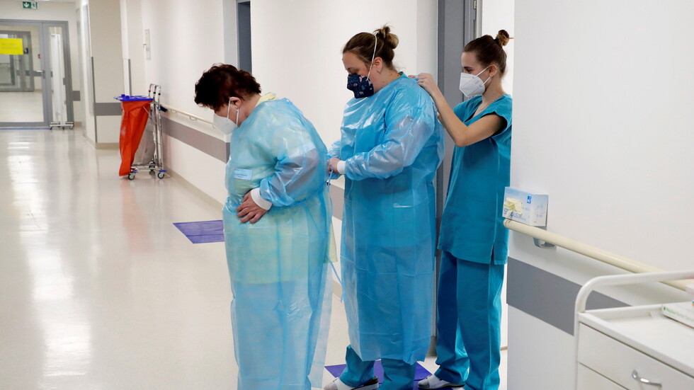 التشيك تطلب المساعدة في علاج مرضى كورونا