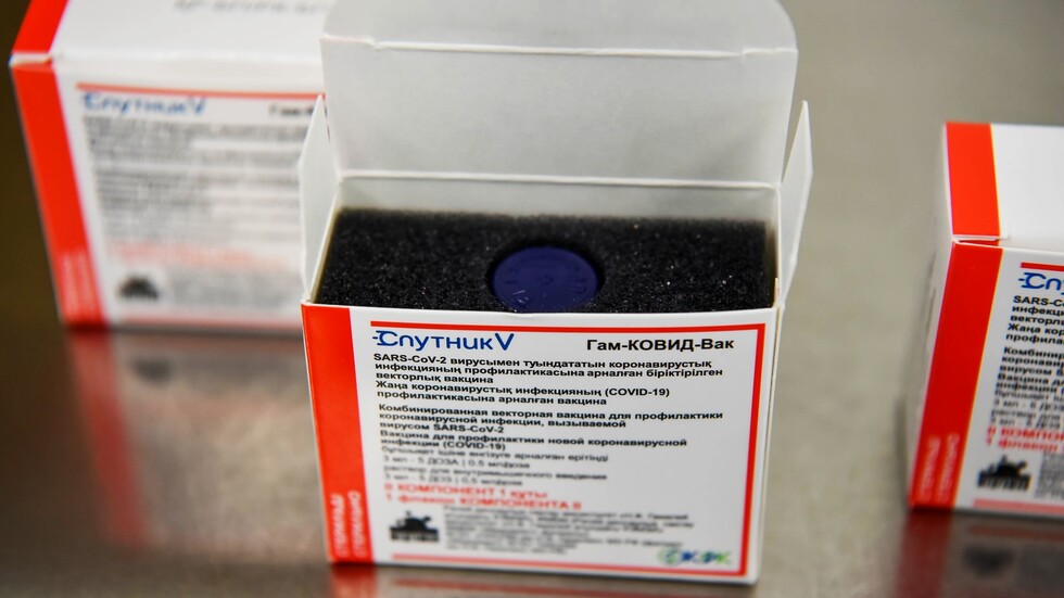 كبير إختصاصي الأمراض المعدية في الولايات المتحدة يشيد بلقاح "سبوتنيك V" الروسي
