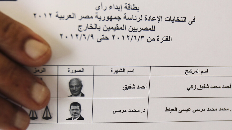 مصر.. مسؤول عسكري سابق يرد على تصريحات وزير سعودي بشأن انتخابات الرئاسة بين مرسي وشفيق