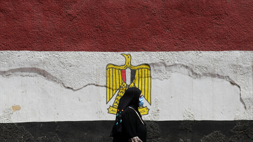 مصر تسجل 581 إصابة و41 وفاة جديدة بفيروس كورونا
