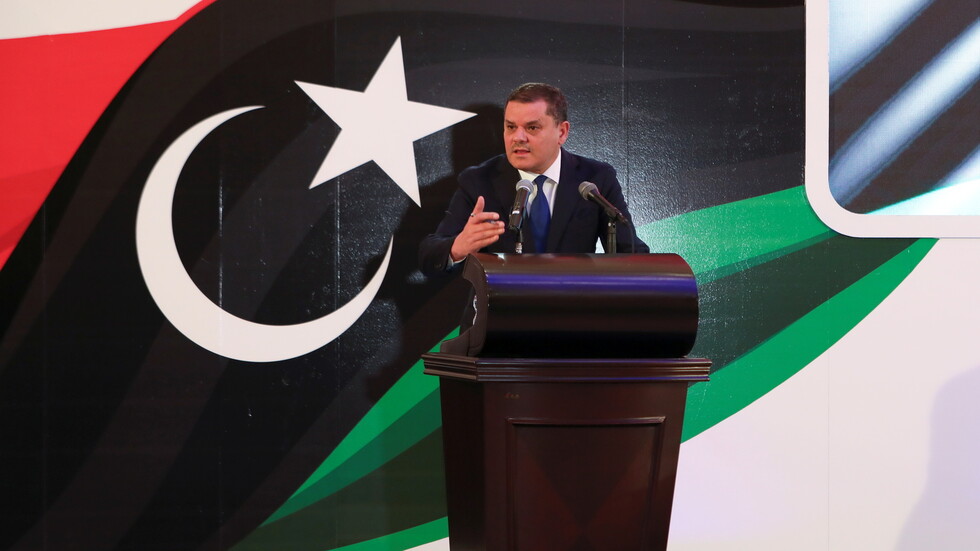 رئيس حكومة الوحدة الوطنية الليبية يعرض تشكيلة حكومته على البرلمان في سرت