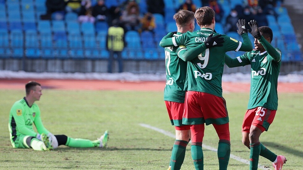 لوكوموتيف موسكو يقسو على أرسنال بثلاثية في عقر داره (فيديو)