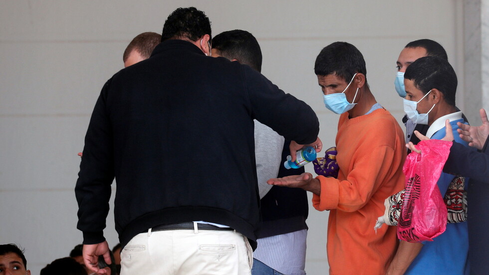 مصر..43 وفاة و591 إصابة جديدة بفيروس كورونا