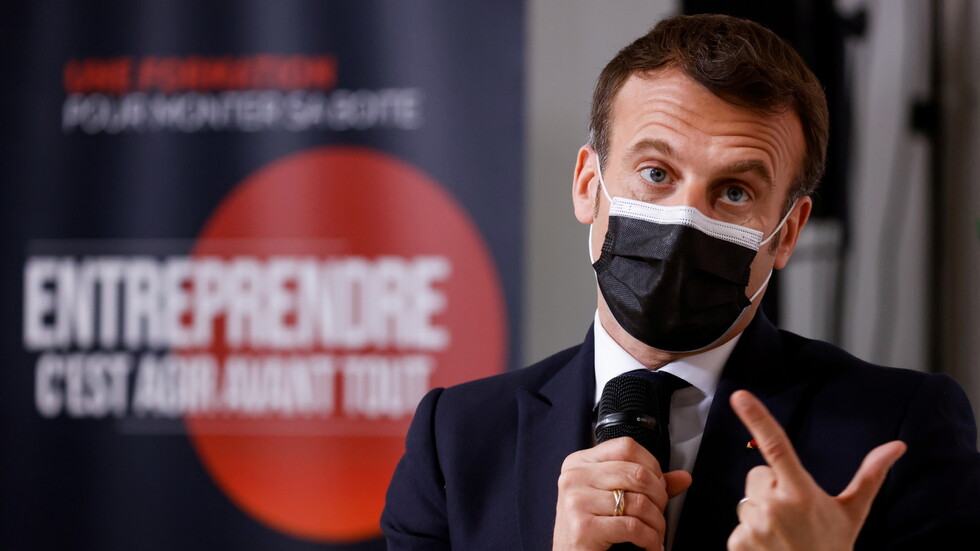 ضمنه وثائق حرب الجزائر.. ماكرون يرفع السرية عن أرشيف سري يزيد عمره على 50 عاما