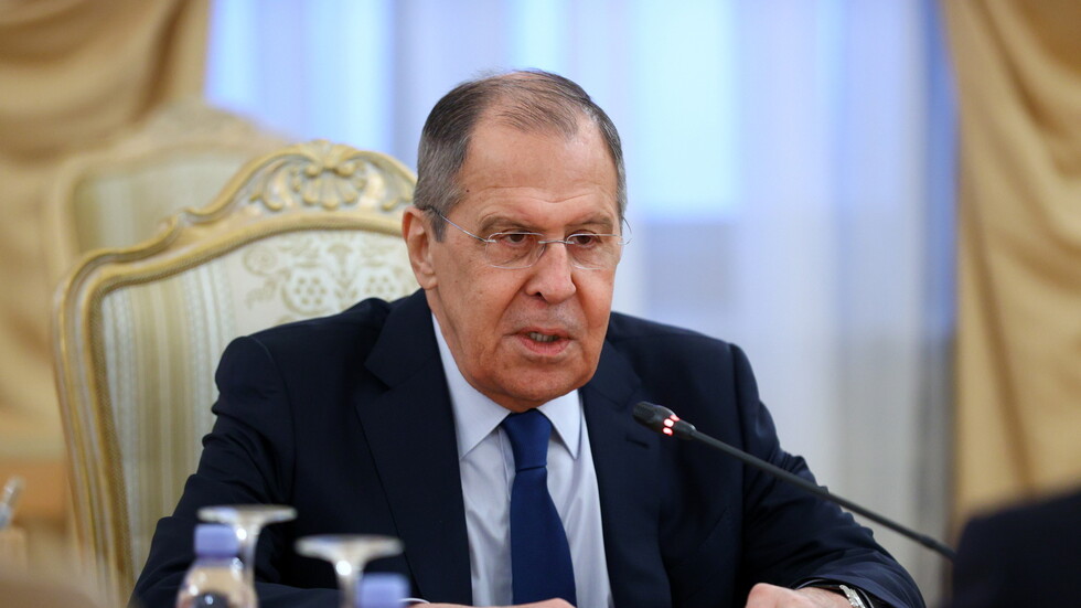 لافروف يبحث مع الحريري سبل وضع حد للأزمة اللبنانية من خلال تشكيل حكومة تكنوقراط