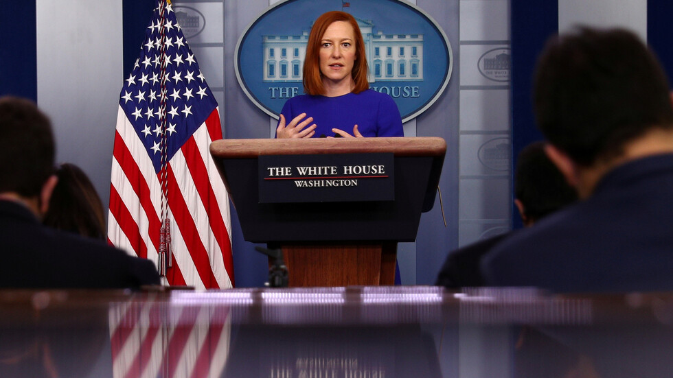 بساكي تؤكد أن كلبي بايدن "سيعودان قريبا" إلى البيت الأبيض