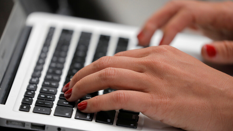 اضطرابات واسعة بخدمة الإنترنت في روسيا