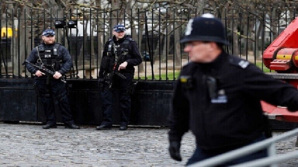 بريطانيا.. اعتقال شخص خطير أنتج أغنيات لـ"داعش" وخطط لهجوم إرهابي