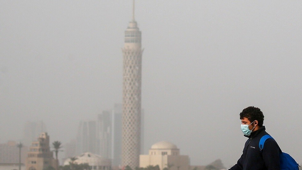 مسؤول صحي مصري يكشف عن توقعات بشأن موعد الموجة الثالثة لكورونا