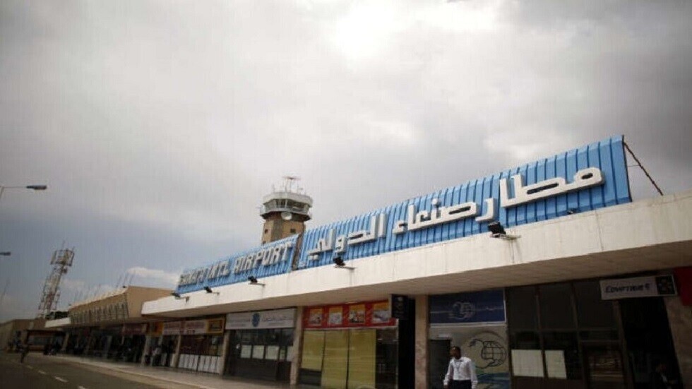 الحوثيون: مضطرون لإغلاق مطار صنعاء بسبب نفاد الوقود