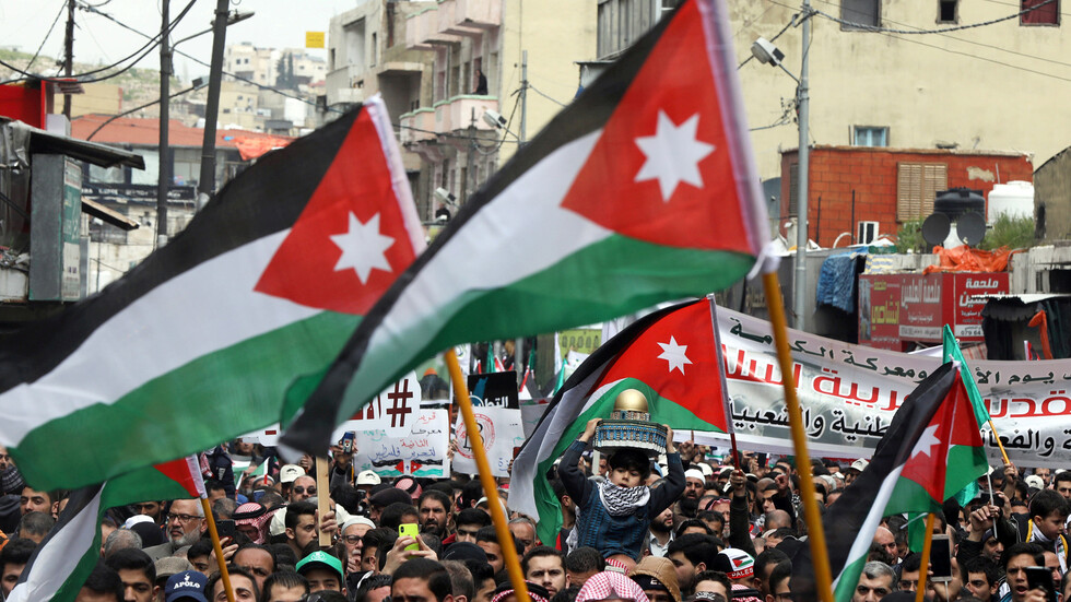 الأردن يدين فتح سفارة كوسوفو لدى إسرائيل في القدس