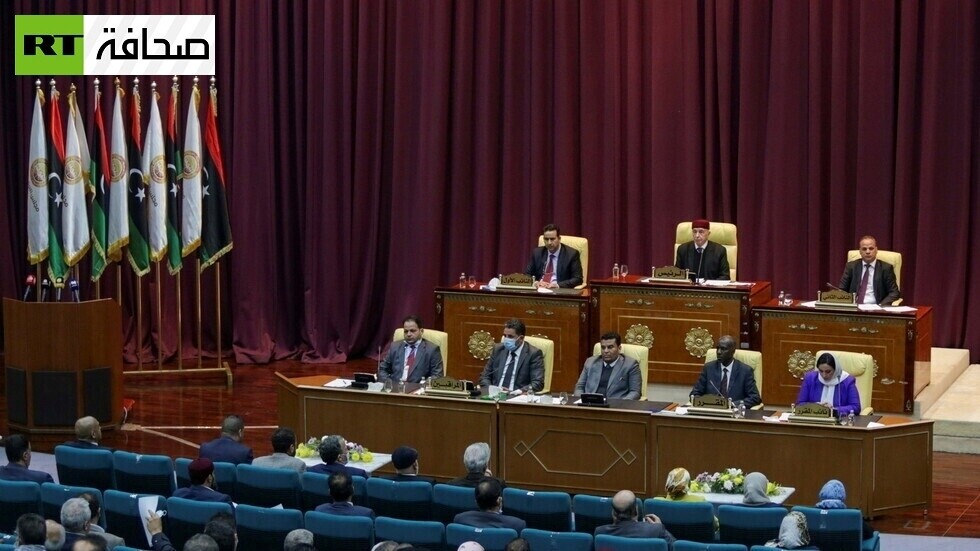 سلطات جديدة تقسم بالولاء لليبيا