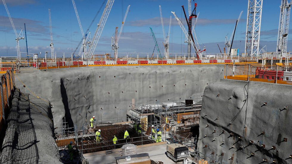 بريطانيا تزيد ترسانة رؤوسها النووية بأكثر من 40%