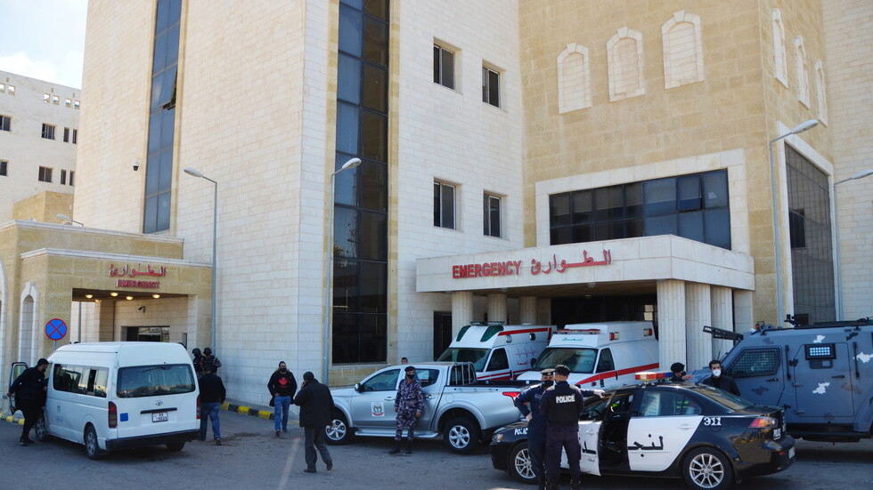 لجنة الأوبئة الأردنية: خيار الحظر الشامل بات مطروحا