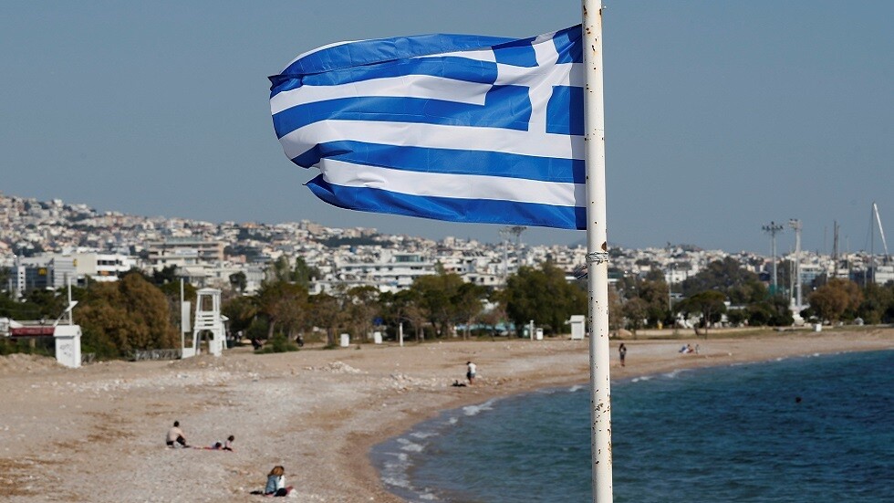 وزير يوناني: نعترف بـ"سبوتنيك V" أسوة باللقاحات الأوروبية