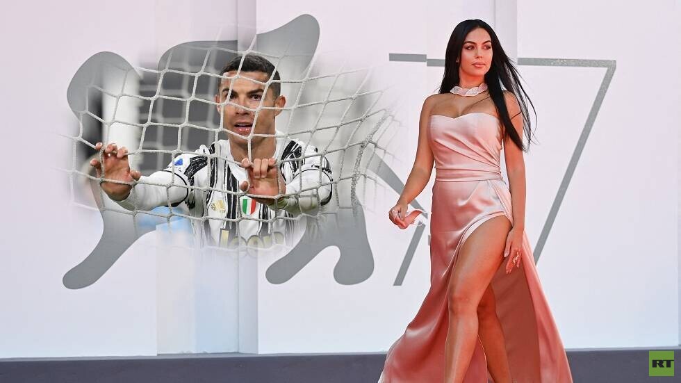 جورجينا تتغنى برونالدو (صور)