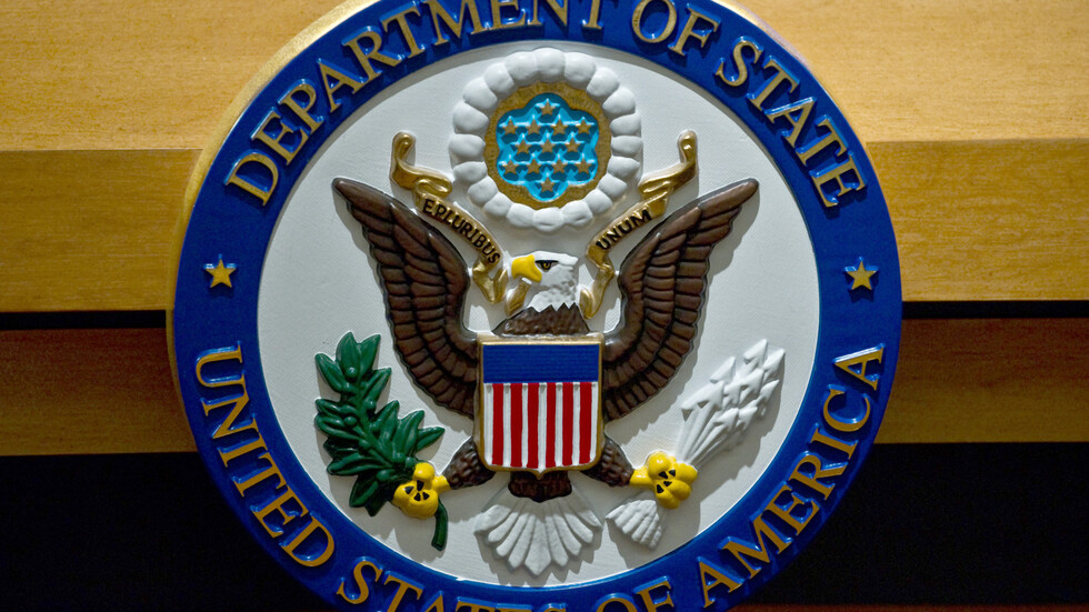 الخارجية الأمريكية تعلق على استدعاء روسيا سفيرها لدى واشنطن للتشاور