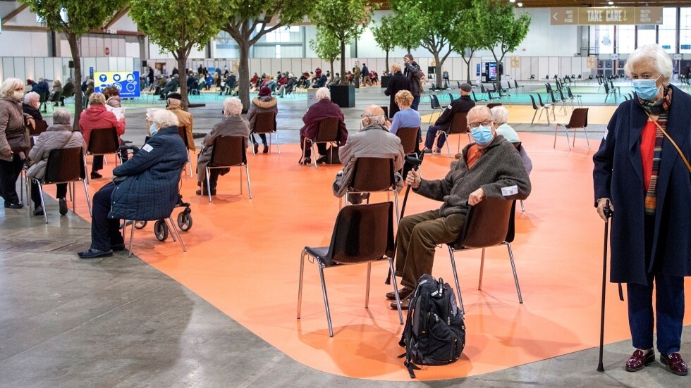 بلجيكا تشدد إجراءات احتواء كورونا لتجنب موجة ثالثة