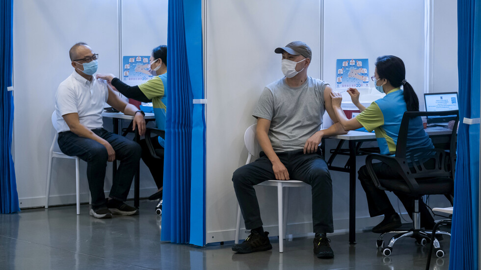 الصين تعلن تقديم 70 مليون جرعة لقاح ضد فيروس كورونا