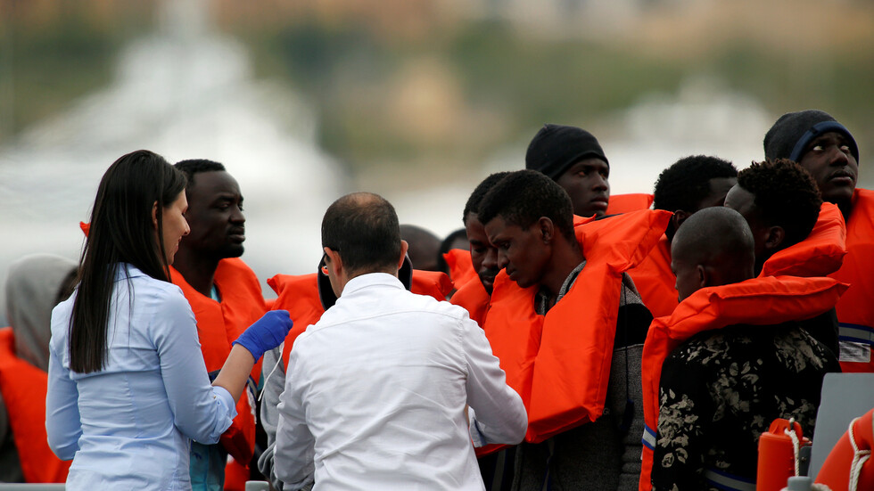 وزراء داخلية 5 دول أوروبية متوسطية يجتمعون باليونان لمناقشة الهجرة