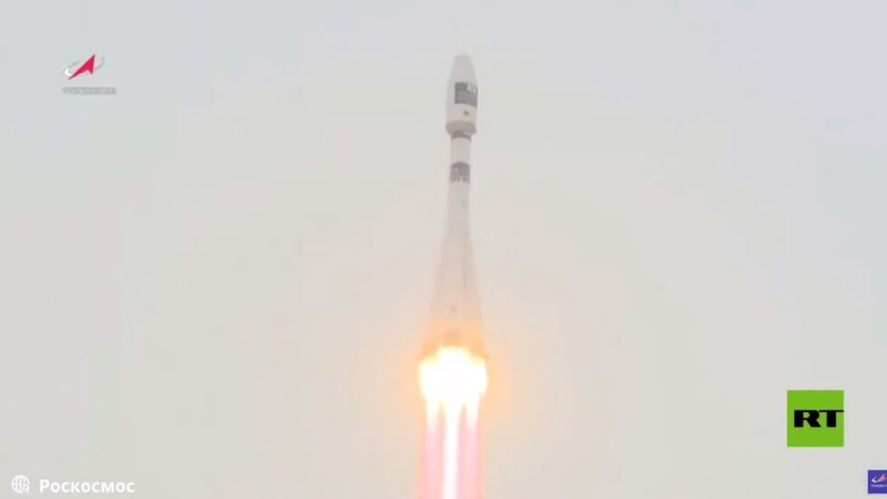 صاروخ روسي يحمل 38 قمرا صناعيا من 18 دولة إلى الفضاء