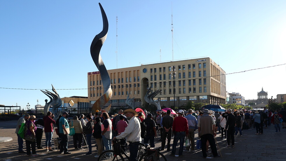 وفيات كورونا في المكسيك تصل إلى 198239