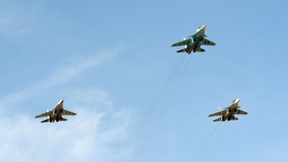 الجيش الروسي يعتزم اختبار أنواع من الطائرات المقاتلة في القطب الشمالي