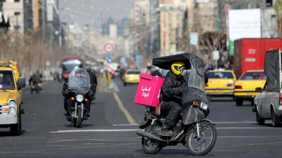 إيران.. مصرع 14 شخصا على الأقل في حادث سير بجنوب البلاد