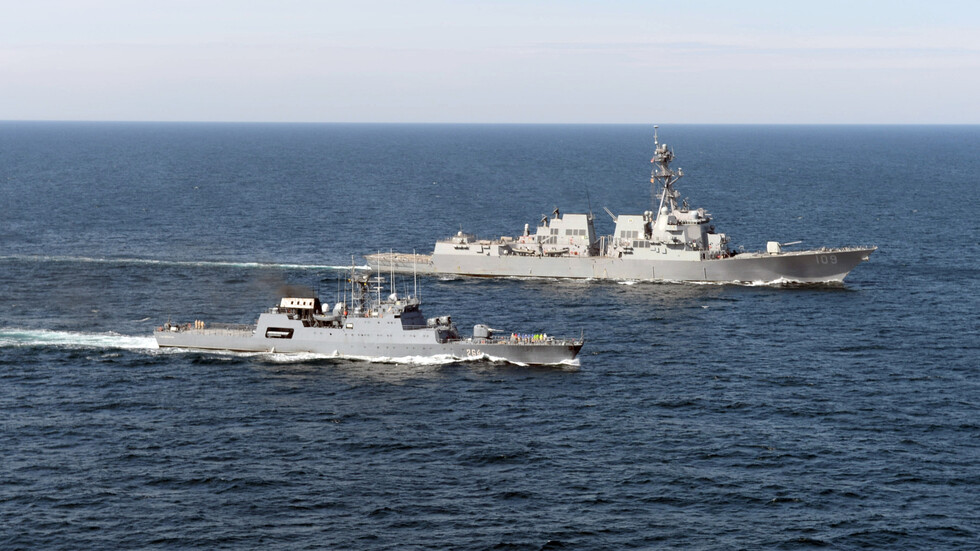 ستولتنبيرغ: الناتو وجه رسالة واضحة إلى روسيا في البحر الأسود