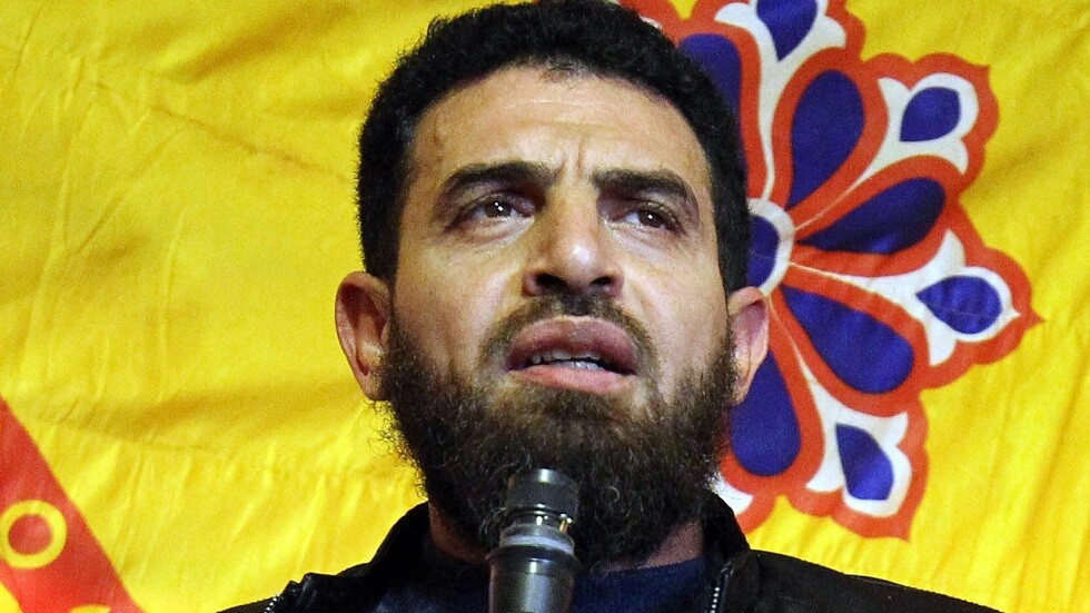 محمود الورفلي.. من يكون؟ وكيف اشتهر؟