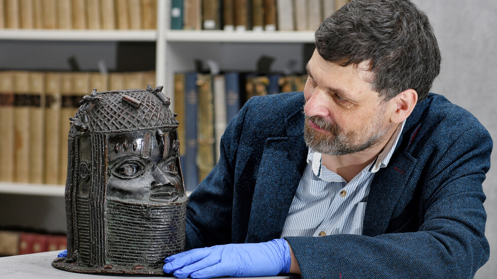 جامعة بريطانية تعيد "برونزية بنين" إلى نيجيريا خلال أسابيع