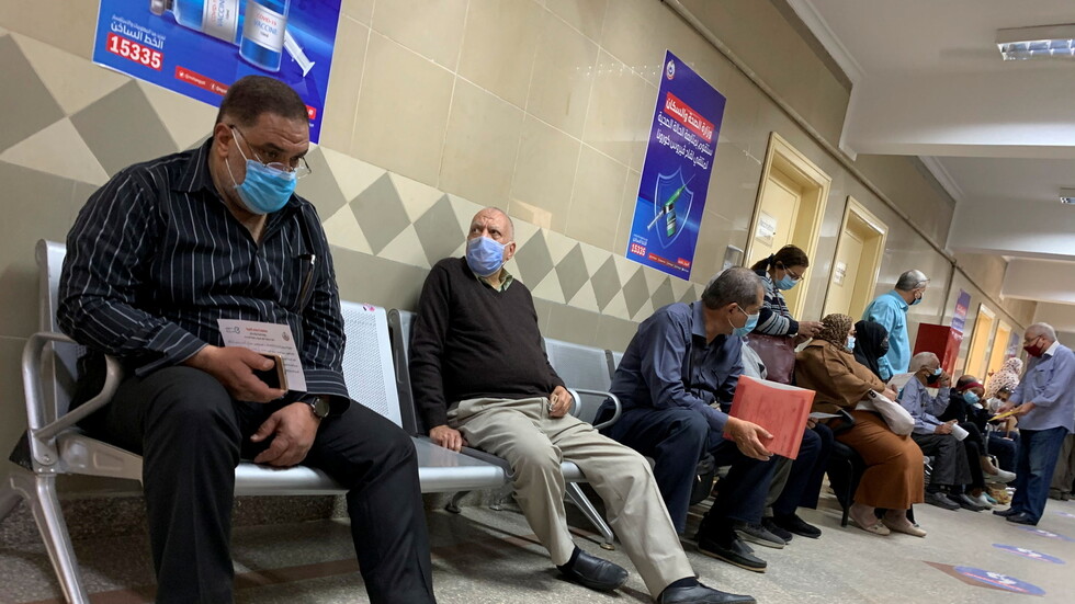 مصر تسجل 670 إصابة جديدة بفيروس كورونا و36 وفاة