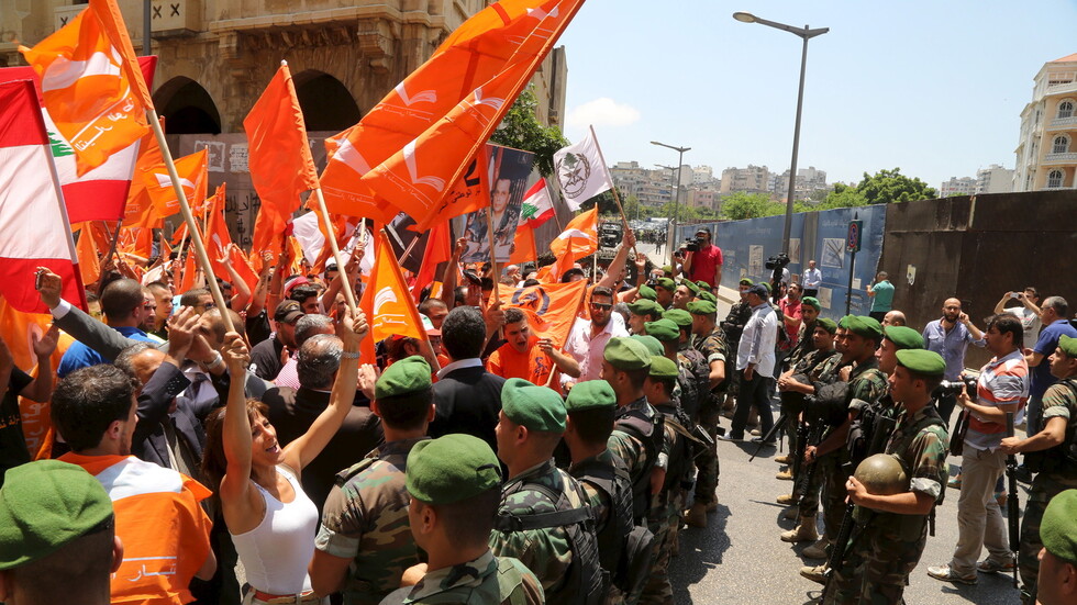 التيار الوطني الحر يحذر الحريري من تهميش عون في تشكيل الحكومة اللبنانية