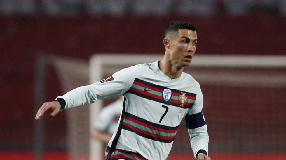 أول تعليق من حكم مباراة صربيا والبرتغال بعد إلغاء هدف رونالدو (فيديو)