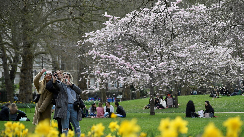 بريطانيا.. 23 وفاة و4654 إصابة جديدة بكورونا
