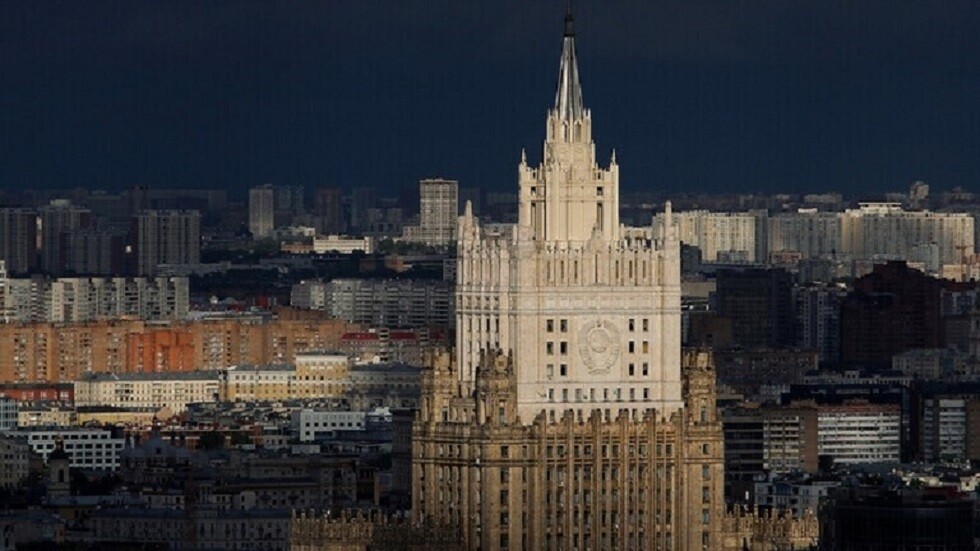 موسكو: كندا فرضت عقوبات على شخصيتين و4 شركات روسية وأوكرانية