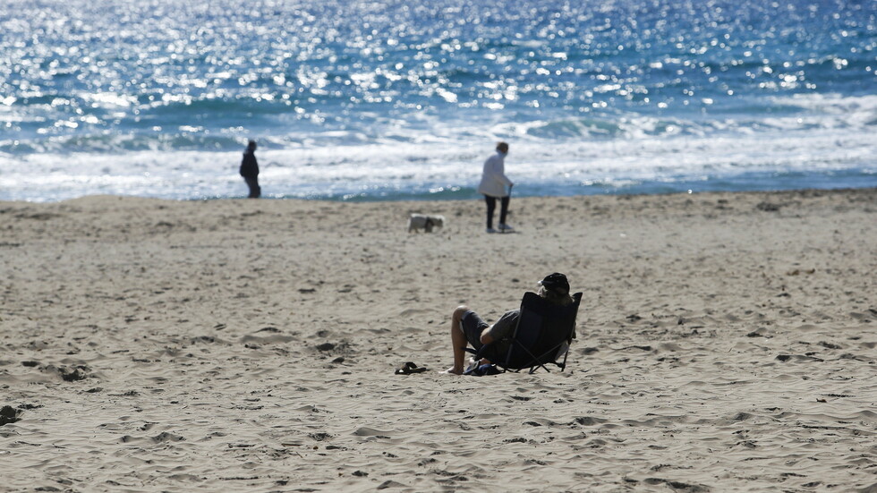 إسبانيا تفرض ارتداء الكمامة في كافة الأماكن العامة