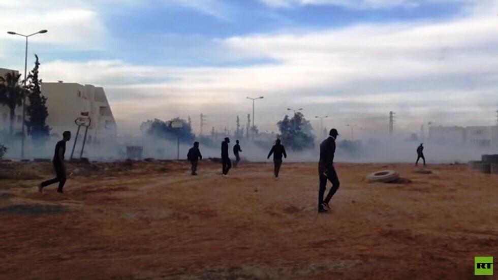 عودة الاحتجاجات إلى جنوب تونس (فيديو)