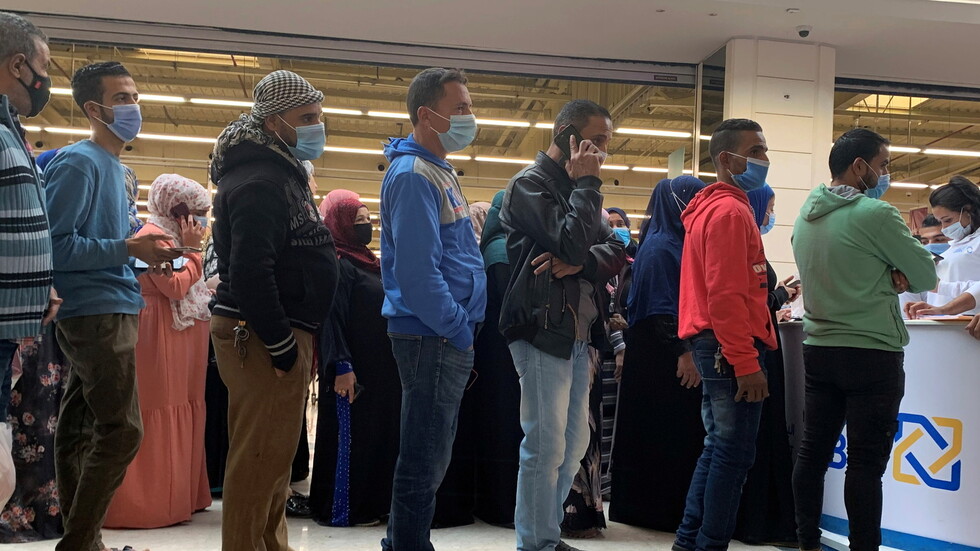 مصر تسجل 42 وفاة و693 إصابة جديدة بفيروس كورونا