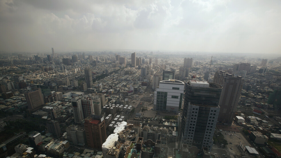 تايوان: الحرب التجارية بين الولايات المتحدة والصين تدفع بكين لسرقة التكنولوجيا والمواهب