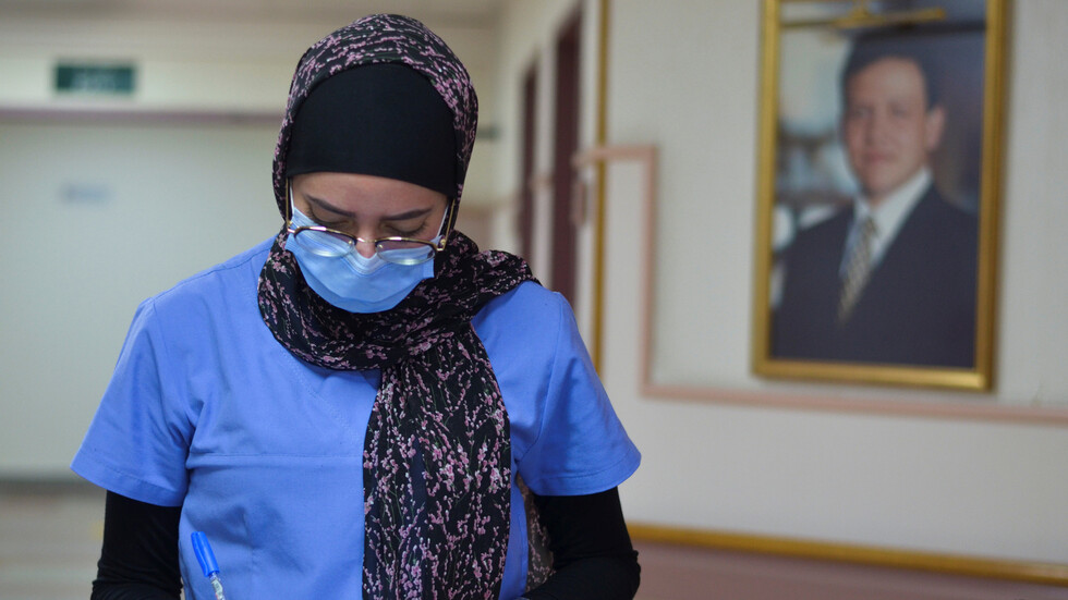 الأردن يسجل أعلى حصيلة أسبوعية لإصابات ووفيات كورونا في منطقة شرق المتوسط