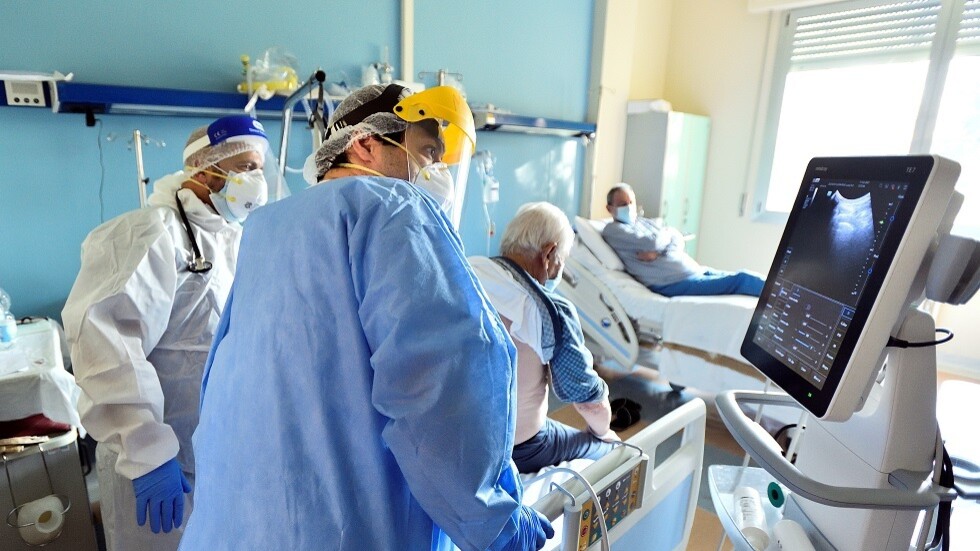 إيطاليا تسجل 467 وفاة و23904 إصابات بفيروس كورونا