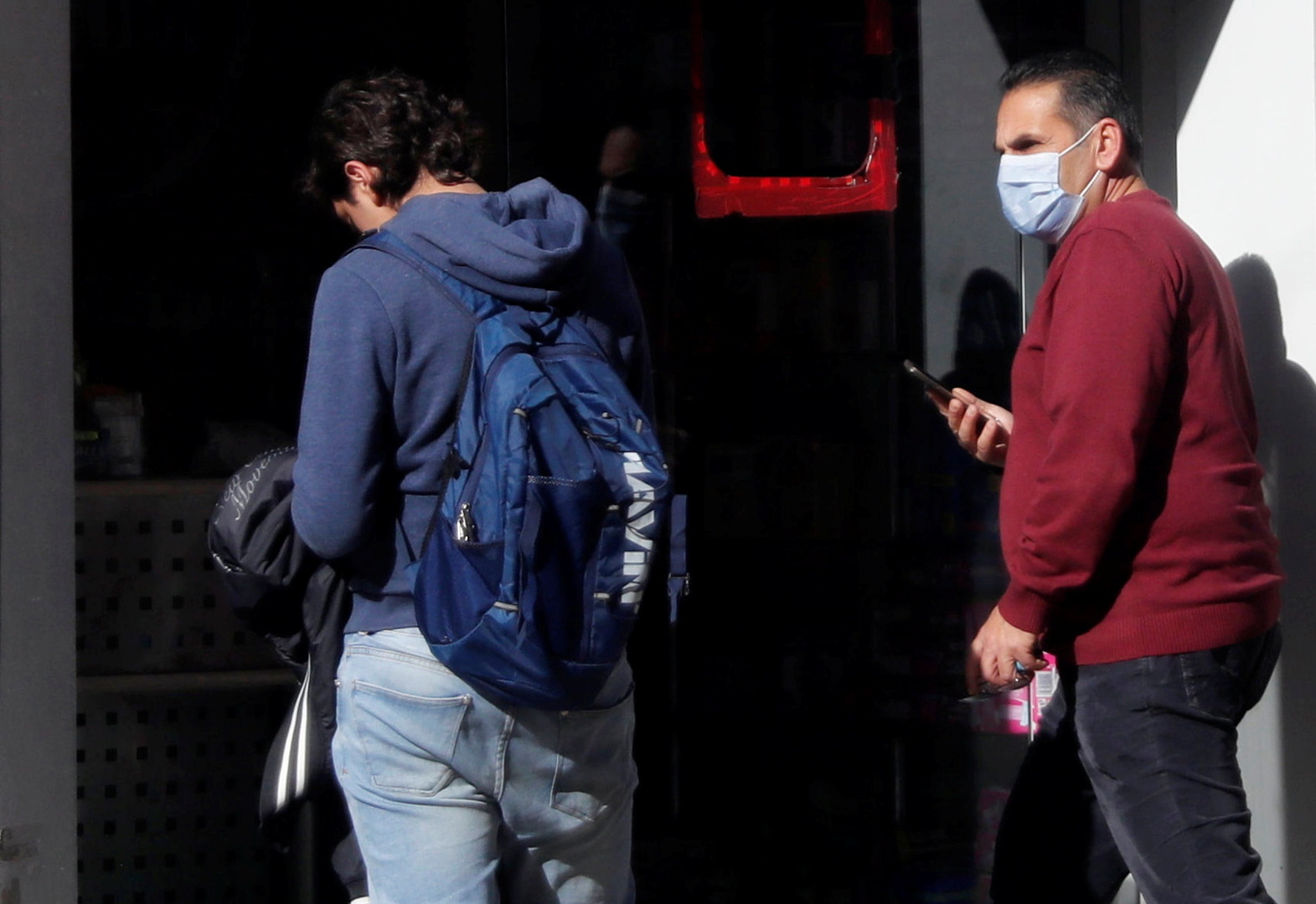 مصر.. 42 وفاة و581 إصابة جديدة بفيروس كورونا