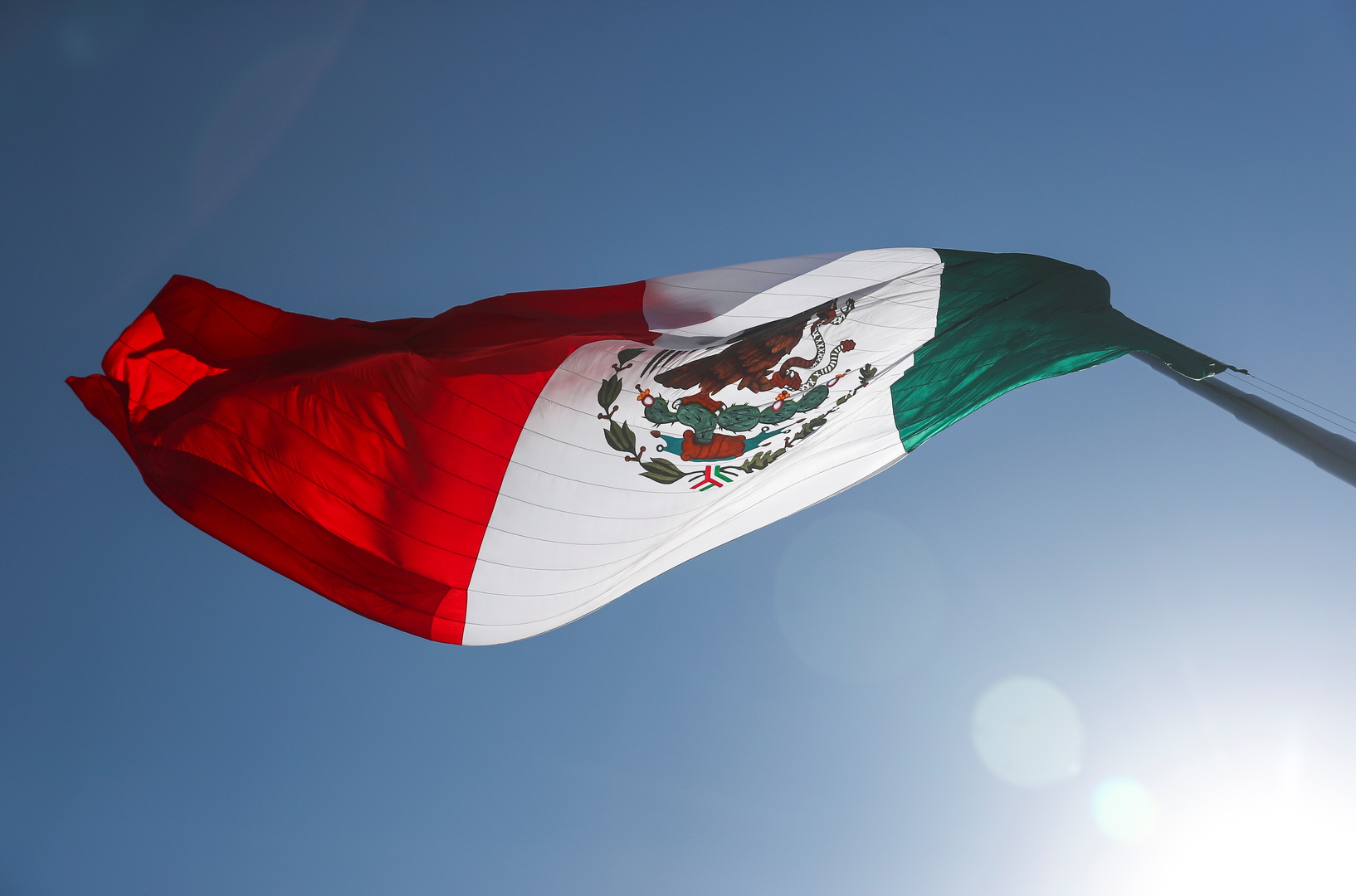 المكسيك تسجل 2734 إصابة و247 وفاة جديدة بفيروس كورونا