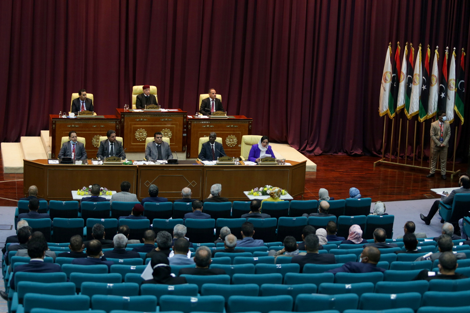 تعليق جلسة مجلس النواب الليبي حول منح الثقة للحكومة الجديدة حتى الثلاثاء ودعوة الدبيبة للحضور
