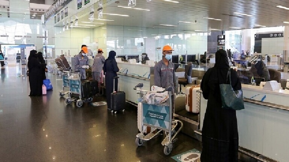السعودية تكشف عن مواعيد جديدة للسماح بالسفر وفتح مطاراتها بشكل كامل