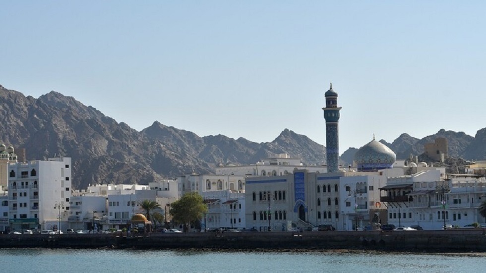 سلطنة عمان تباشر جباية ضريبة القيمة المضافة الشهر المقبل
