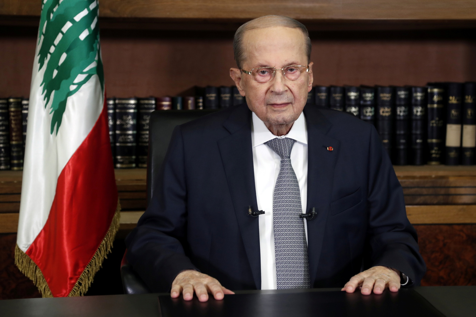 عون يدعو الحريري للتنحي عن تشكيل الحكومة اللبنانية بحال عدم قدرته على ذلك